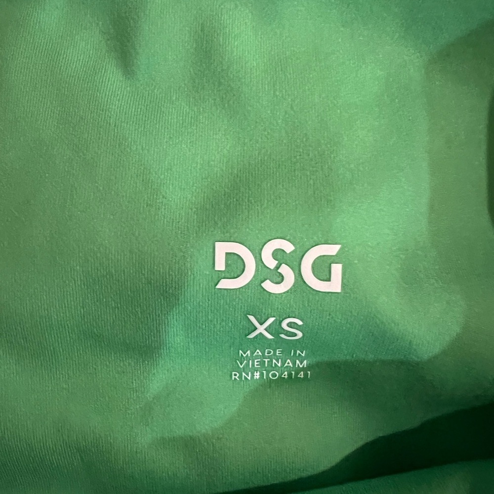 DSG Brand Women's Momentum Ultra High Rise Yoga Biker Shorts Size XS Slime Green - Picture 4 of 5